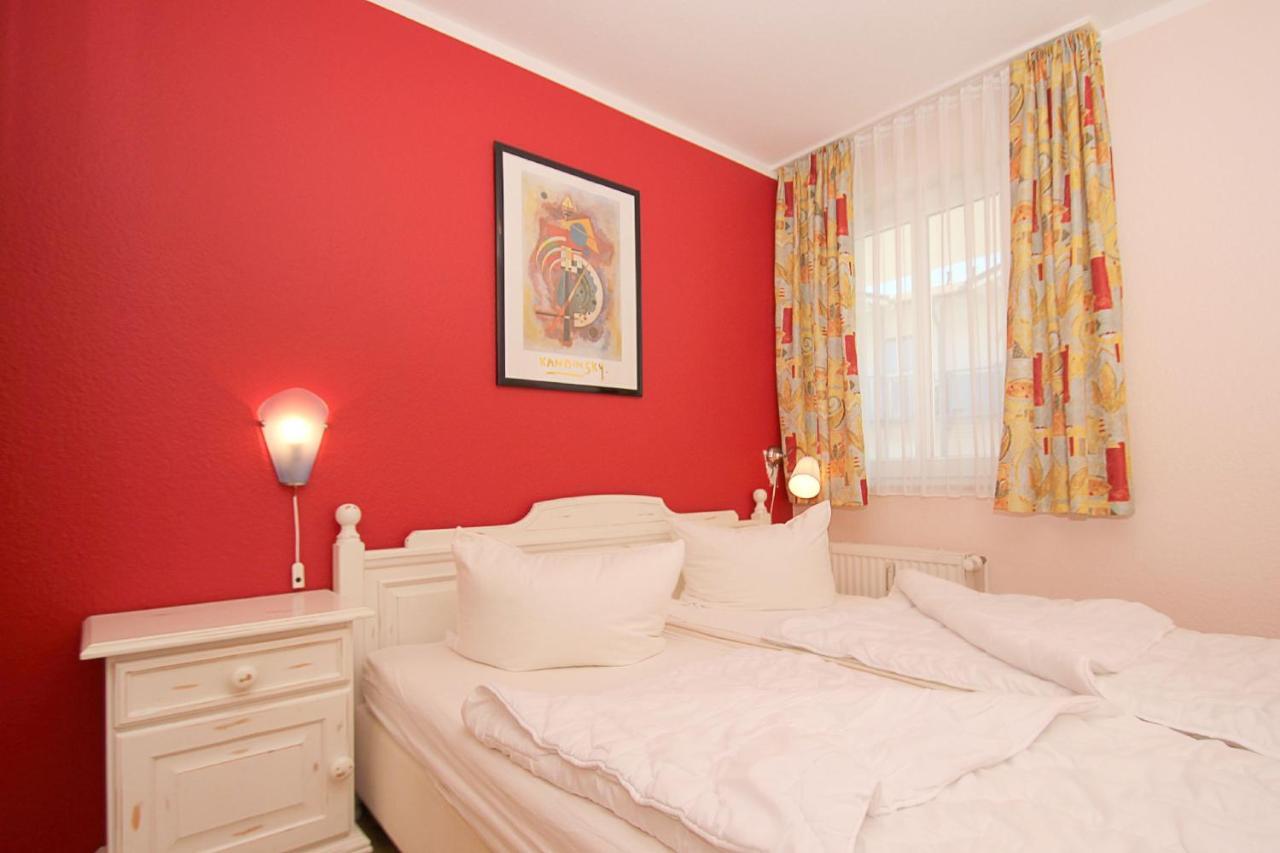 Balkon, Gratis Nutzung Vom Ahoi Erlebnisbad Und Sauna In Sellin - Villa Karola Fewo 09 เกอเรน ภายนอก รูปภาพ